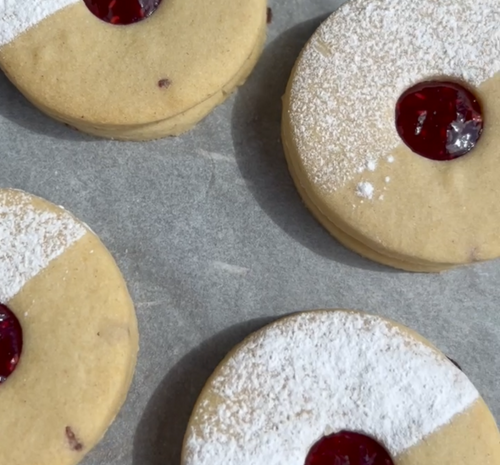 Raspberry Jammy Shortbread Biscuits