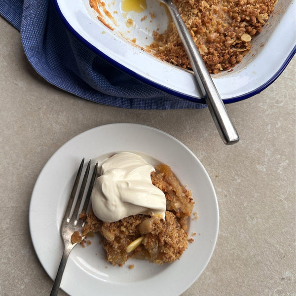 Apple, Oat & Almond Crumble
